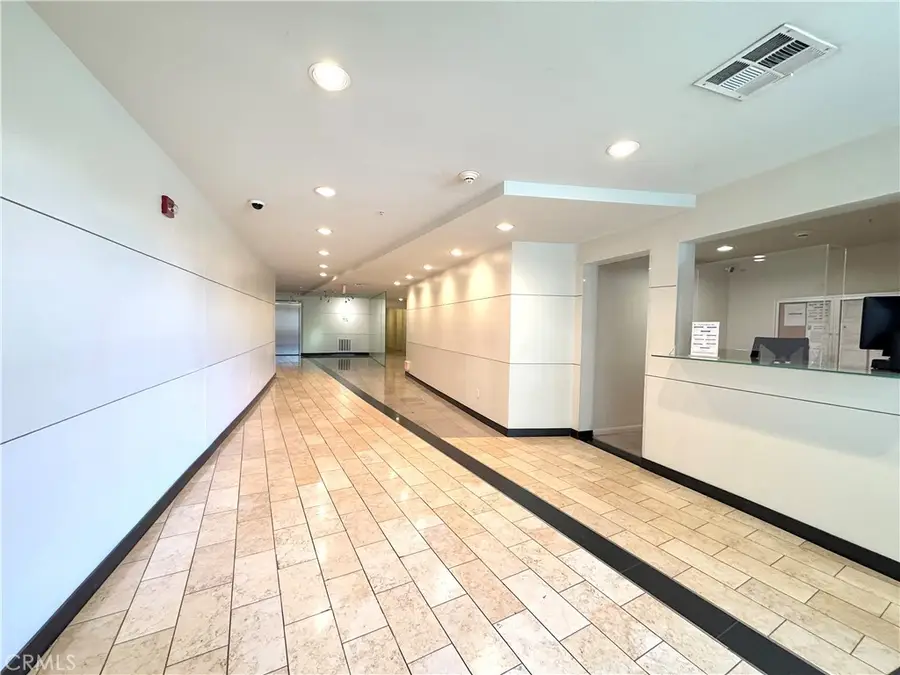 160 S Hudson #105, Pasadena, CA 91101 - #3