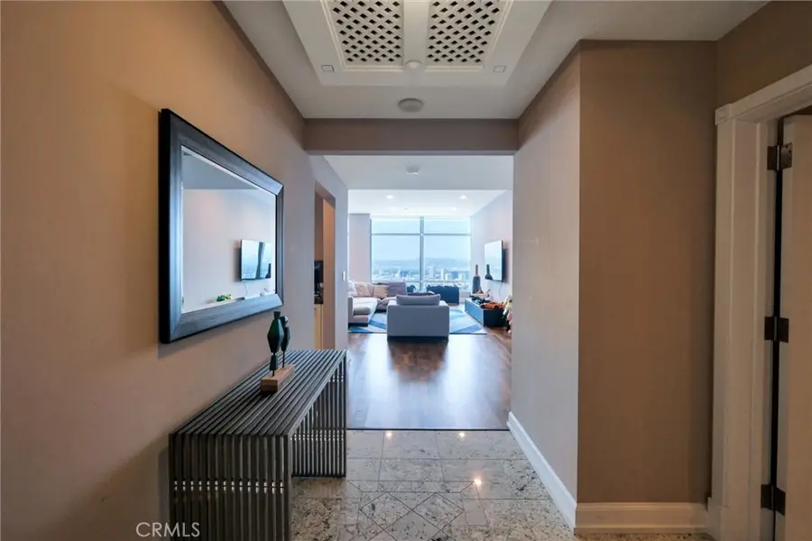 900 W Olympic Boulevard #45F, Los Angeles, CA 90015 - #2