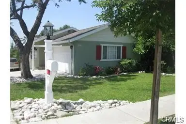 300 W Laurel Avenue, Sierra Madre, CA 91024