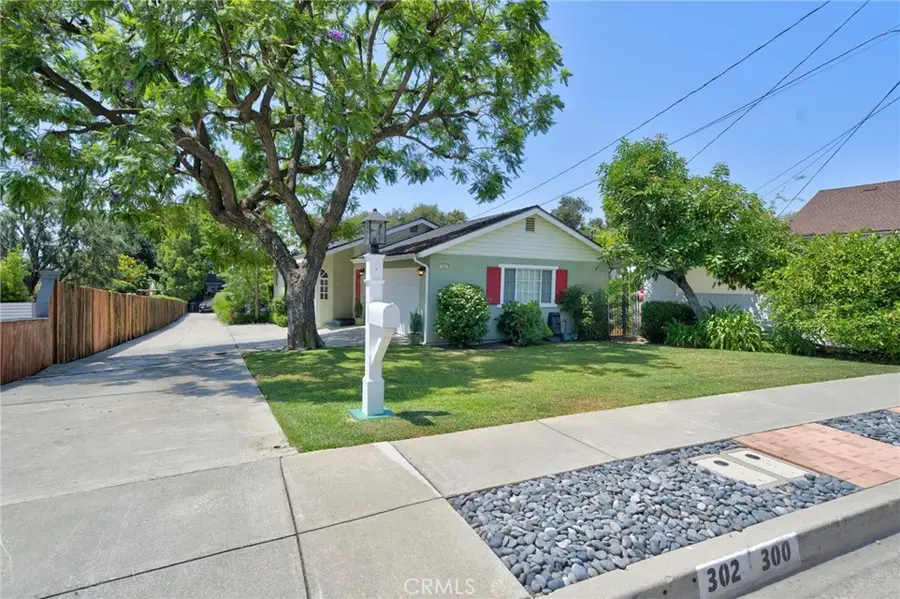 300 W Laurel Avenue, Sierra Madre, CA 91024 - #3