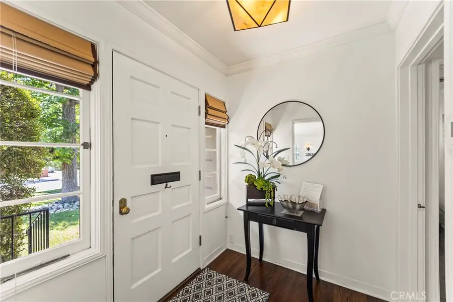 2205 Las Lunas, Pasadena, CA 91107 - #3