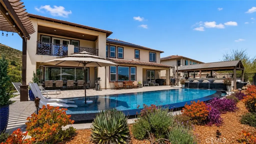 18601 Juniper Springs, Canyon Country, CA 91387 - #1