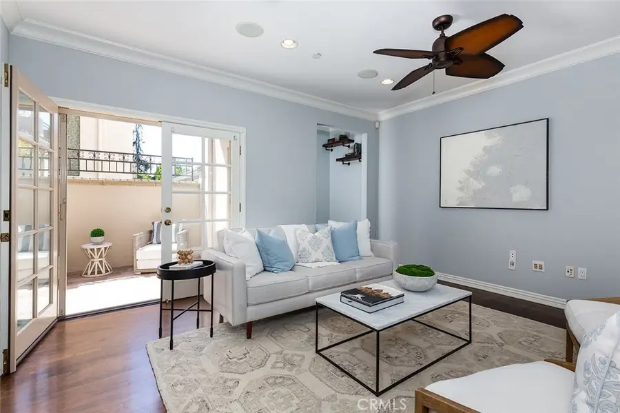 242 E Glenarm Street #5, Pasadena, CA 91106 - #3