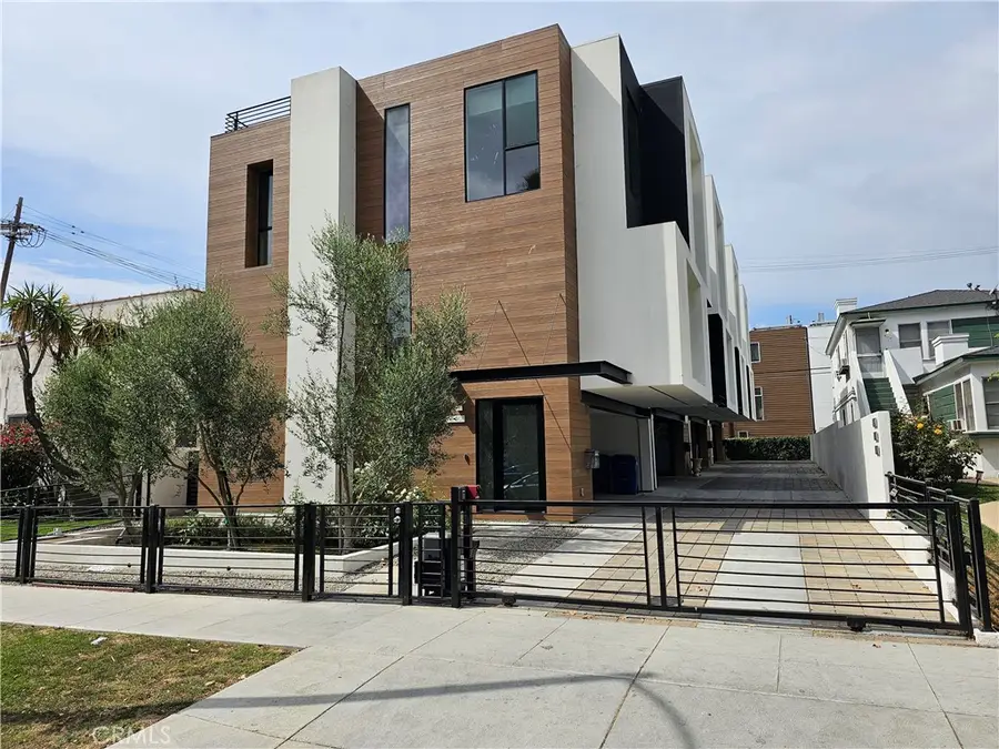 809 N Detroit Street, Los Angeles, CA 90046 - #2