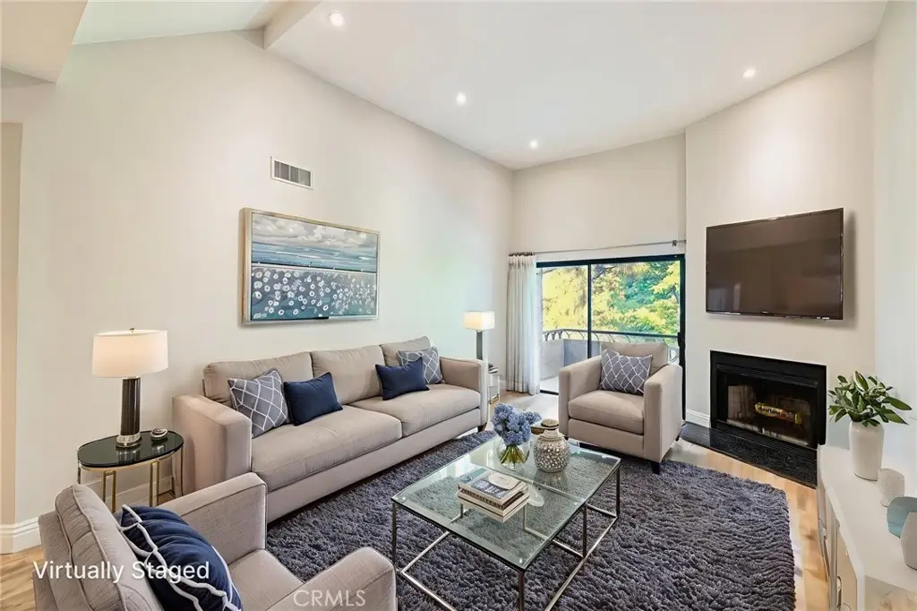 4280 Via Arbolada #201, Los Angeles, CA 90042 - Image #1