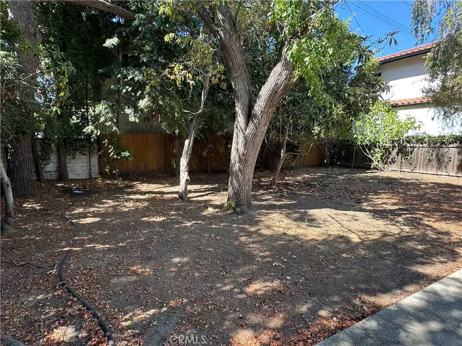 315 N Martel Avenue, Los Angeles, CA 90036 - #2