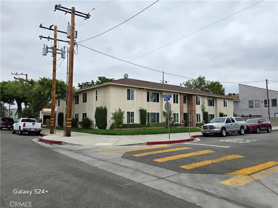 24522 Chestnut, Newhall, CA 91321 - #2