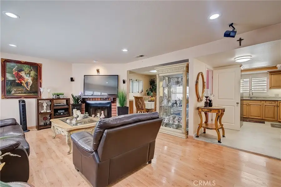 655 Alexander Street #3, Glendale, CA 91203 - Image #3