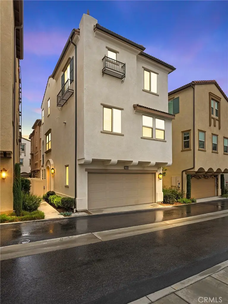 11238 N Mission Heights Drive, San Fernando, CA 91345 - Image #1