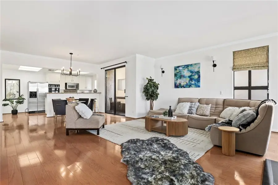 8642 Gregory Way #204, Los Angeles, CA 90035 - Image #3