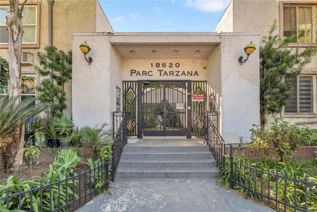 18620 Hatteras, Tarzana, CA 91356 - Image #1