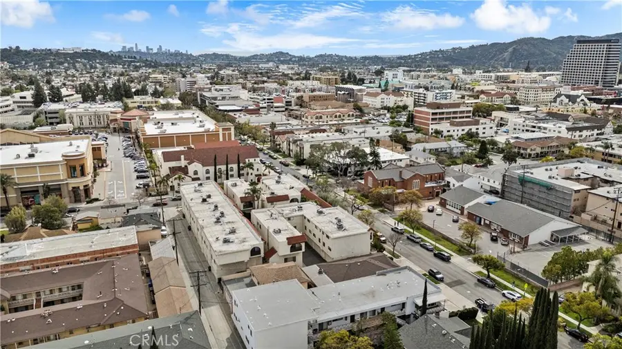 322 N Isabel, Glendale, CA 91206 - #3