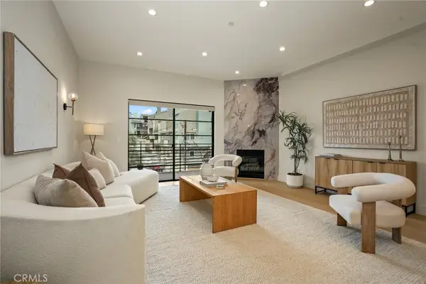 8788 Shoreham #32, West Hollywood, CA 90069