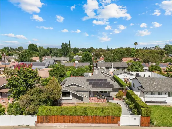 7032 Fallbrook, Los Angeles, CA 91307