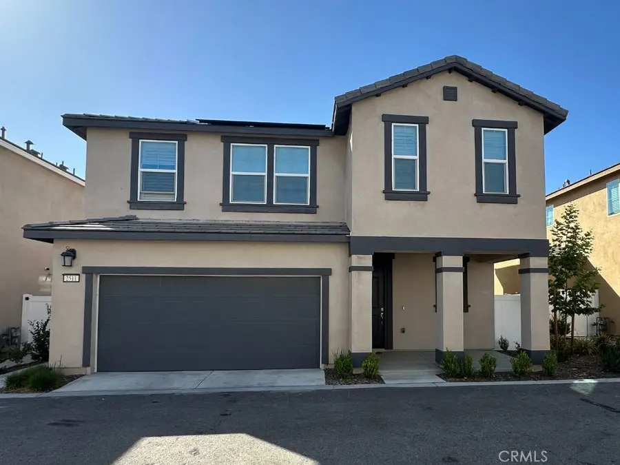 2511 Gunner Ridge Way, Rialto, CA 92377 - Image #2