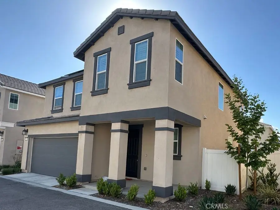 2511 Gunner Ridge Way, Rialto, CA 92377 - Image #3