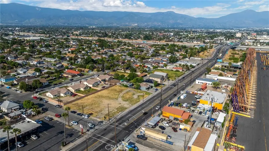 1082 W 5th Street, San Bernardino, CA 92411 - Image #2