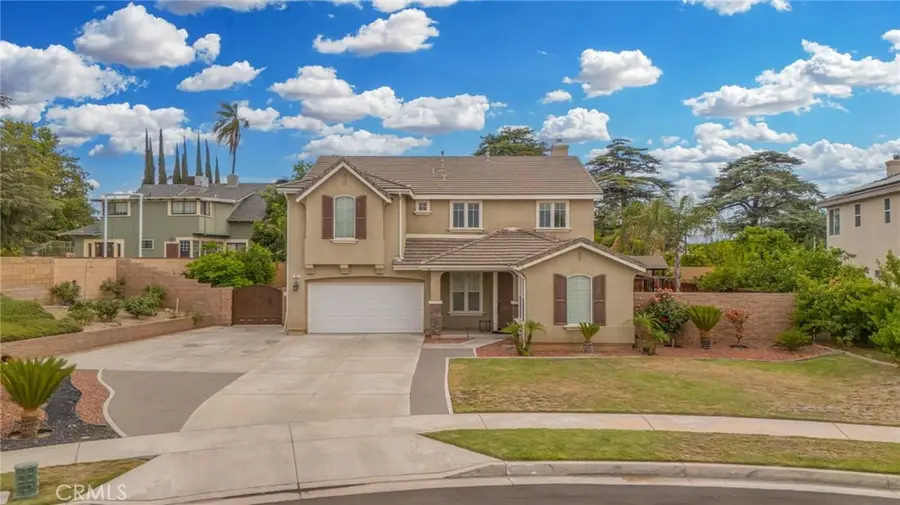 325 Deodar Street, Redlands, CA 92374 - Image #3