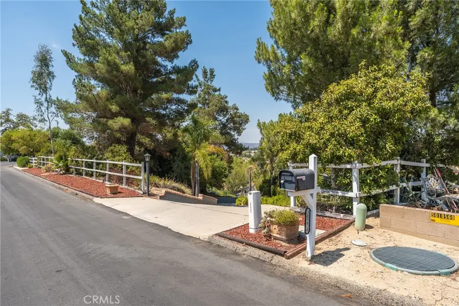 30276 Via Val Verde, Temecula, CA 92591 - Image #2