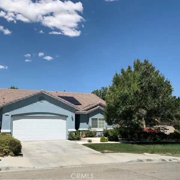 3207 Jonathon Street, Lancaster, CA 93536