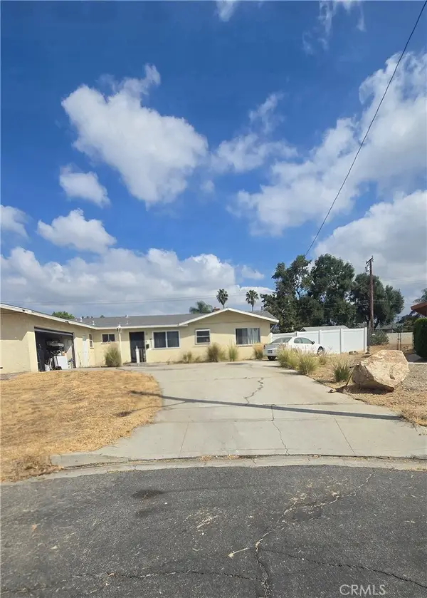 454 E Mariposa, Rialto, CA 92376