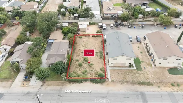 2 Mitchell Ave, Riverside, CA 92505