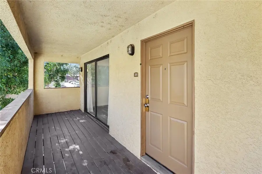 1142 W Blaine #201, Riverside, CA 92507 - Image #3