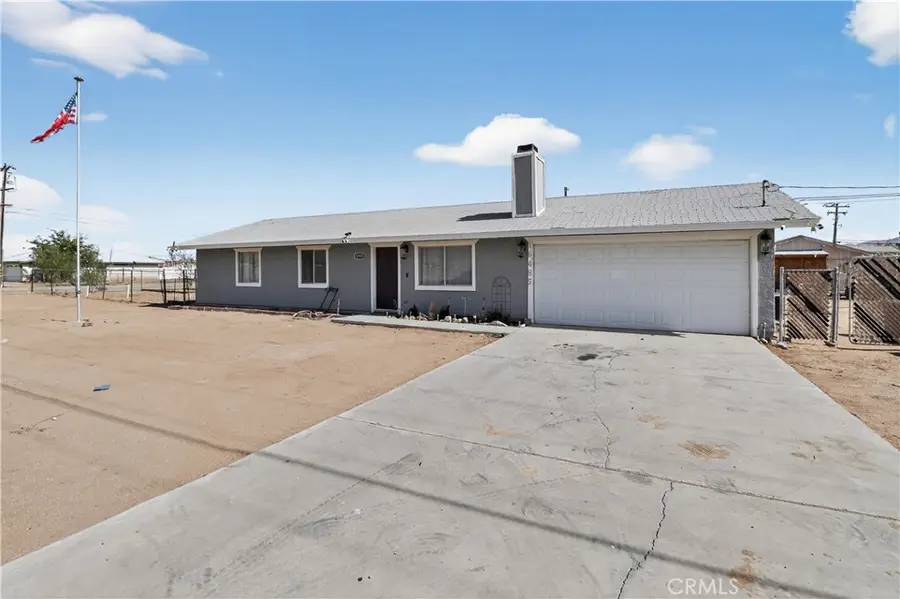 16485 Dale Evans (aztec) Parkway, Apple Valley, CA 92307 - #2