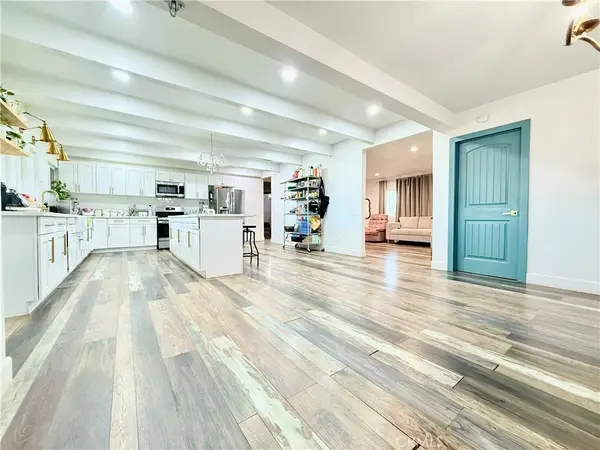 21868 Isatis Avenue, Apple Valley, CA 92307