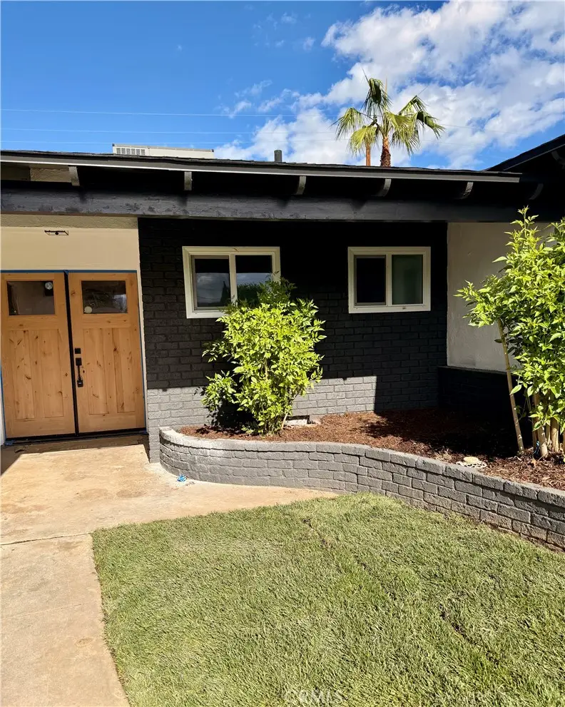 25556 Lomas Verdes, Loma Linda, CA 92354 - Image #2