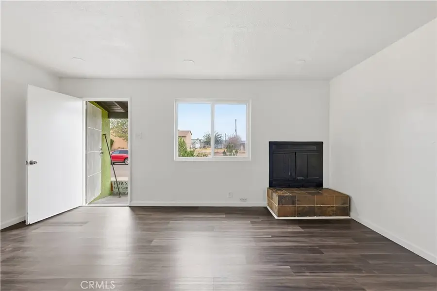 950 Lance, Barstow, CA 92311 - Image #3