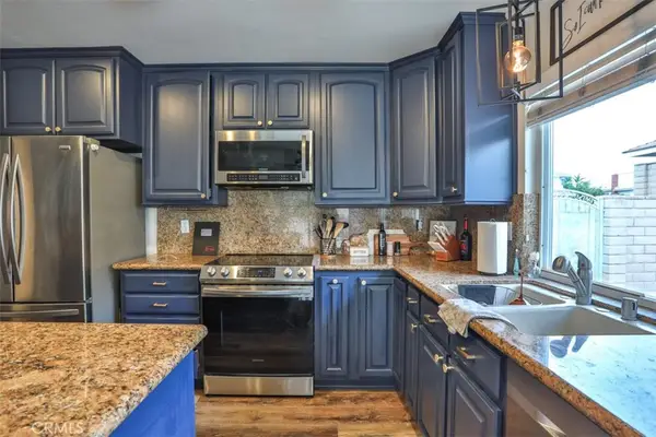 1476 Fernando, Upland, CA 91786