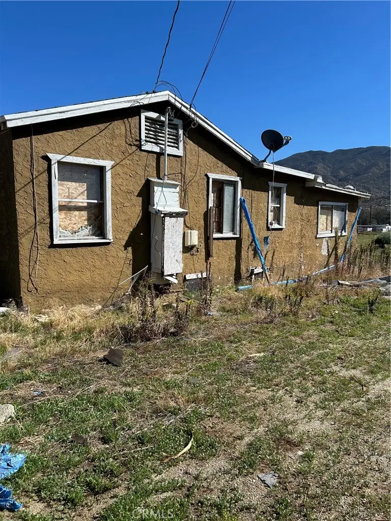 1824 Charles, Banning, CA 92220 - #2