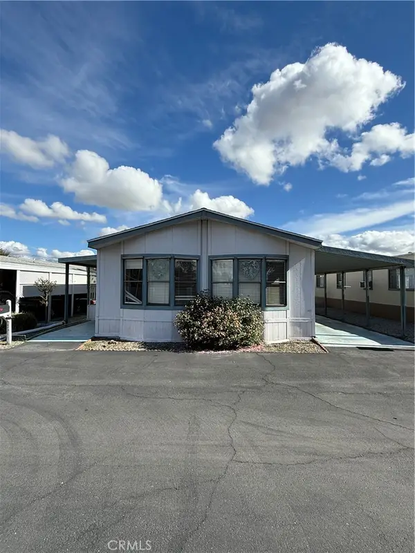 530 W Devonshire Avenue #36, Hemet, CA 92543