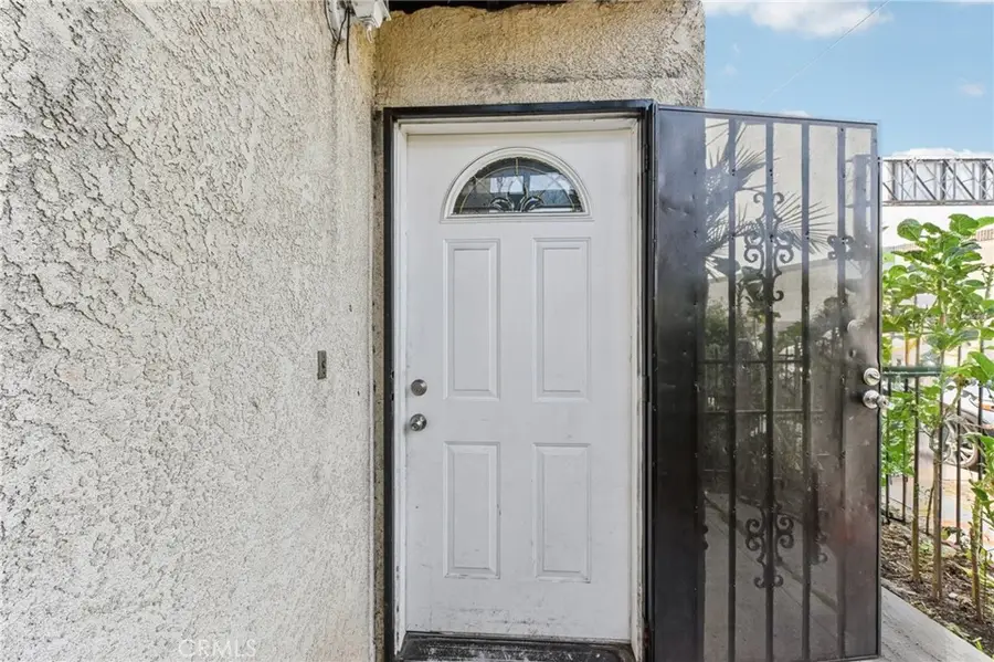 342 W 56th, Los Angeles, CA 90037 - #3