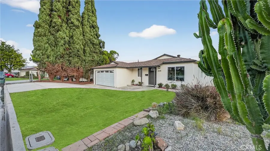 12136 Courser Street, La Mirada, CA 90638 - #2