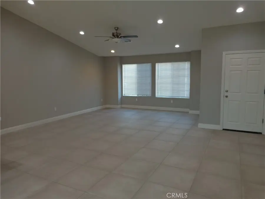 12744 Running Deer, Apple Valley, CA 92308 - #3