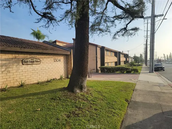 1304 Mountain #118, Duarte, CA 91010