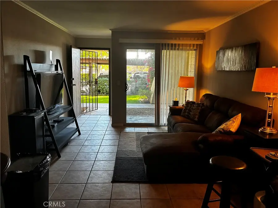 575 N Villa Court #107, Palm Springs, CA 92262 - Image #3