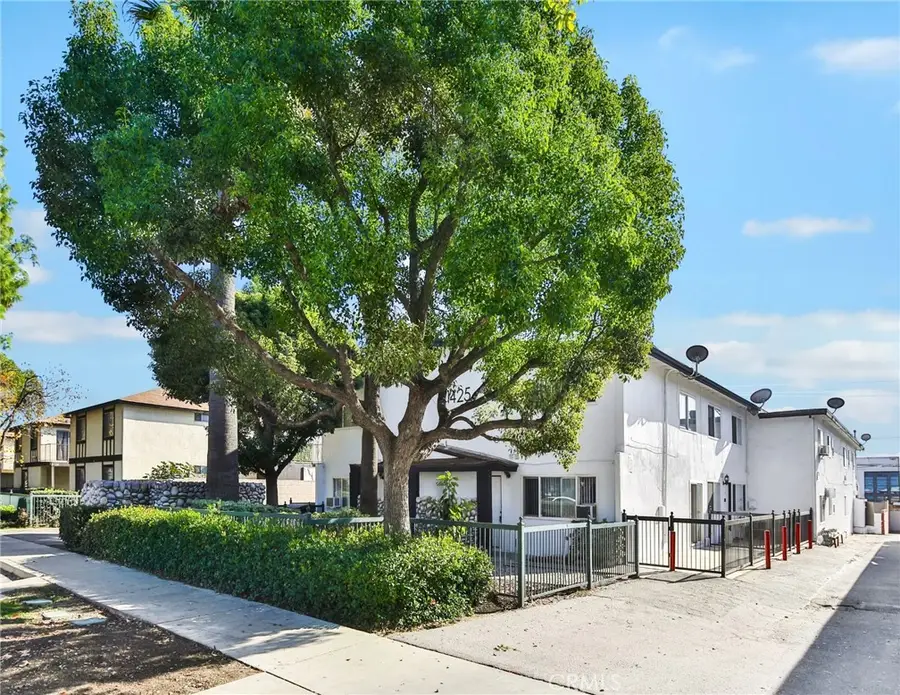 1425 W Stoneridge Court, Ontario, CA 91762 - #3