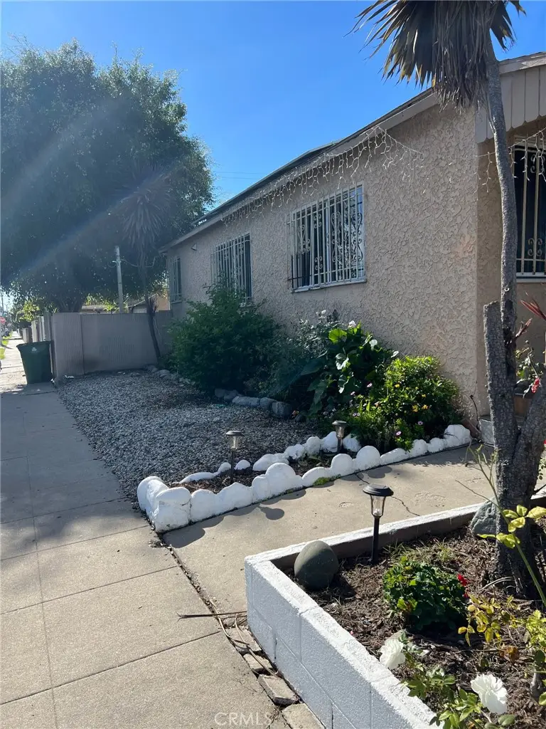 858 E 104th, Los Angeles, CA 90002 - Image #3