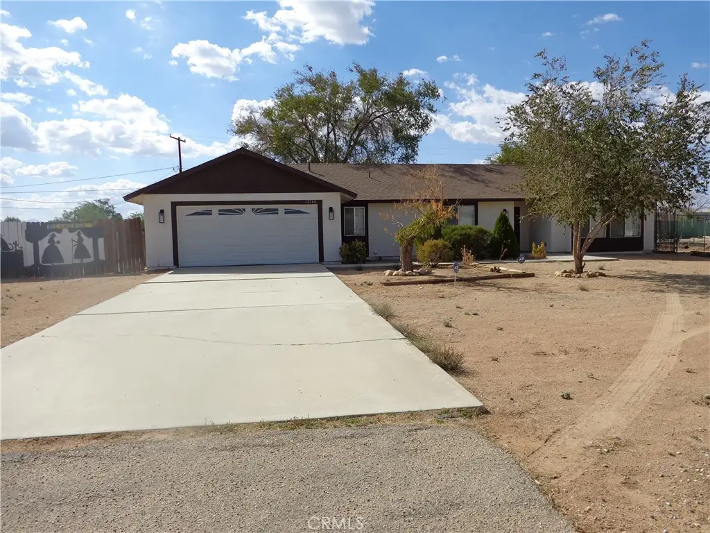 12744 Running Deer, Apple Valley, CA 92308 - #1