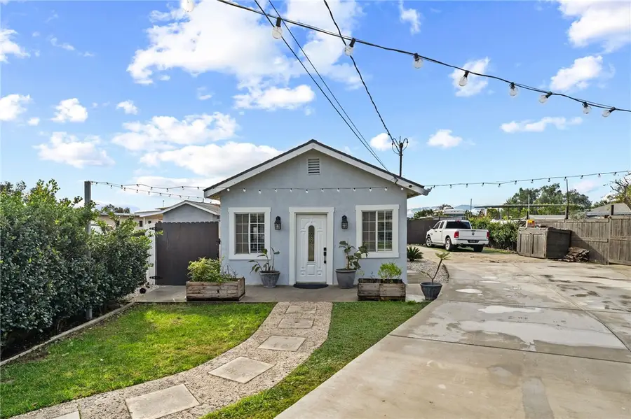 10402 50th, Eastvale, CA 91752 - #2