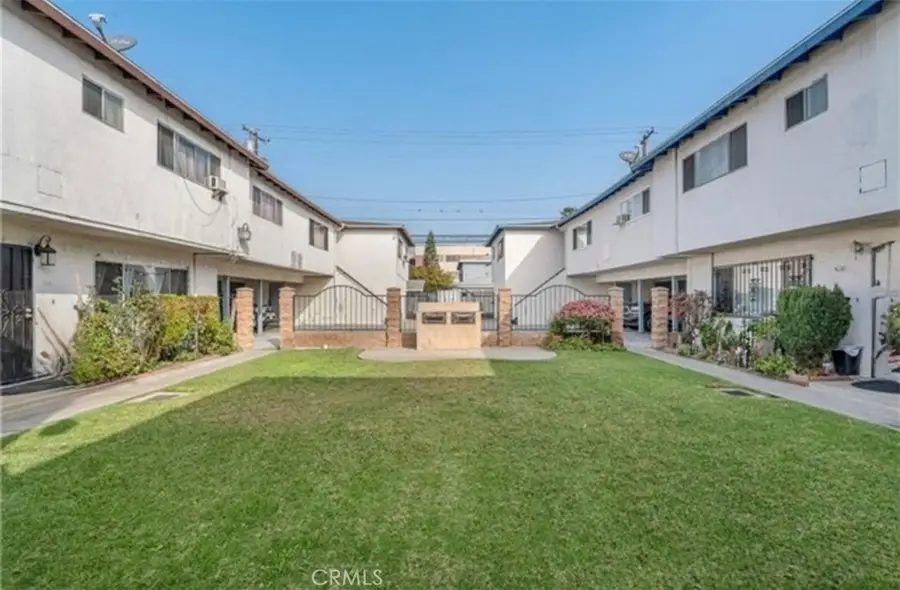 6021 Gage #4, Bell Gardens, CA 90201 - Image #2