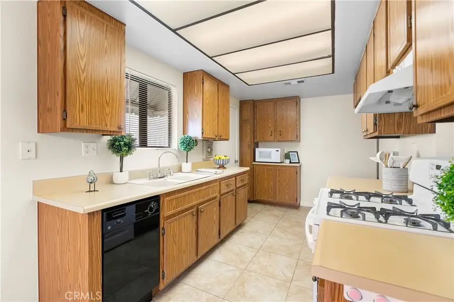 28204 Calle Gaviota, Sun City, CA 92586 - #2