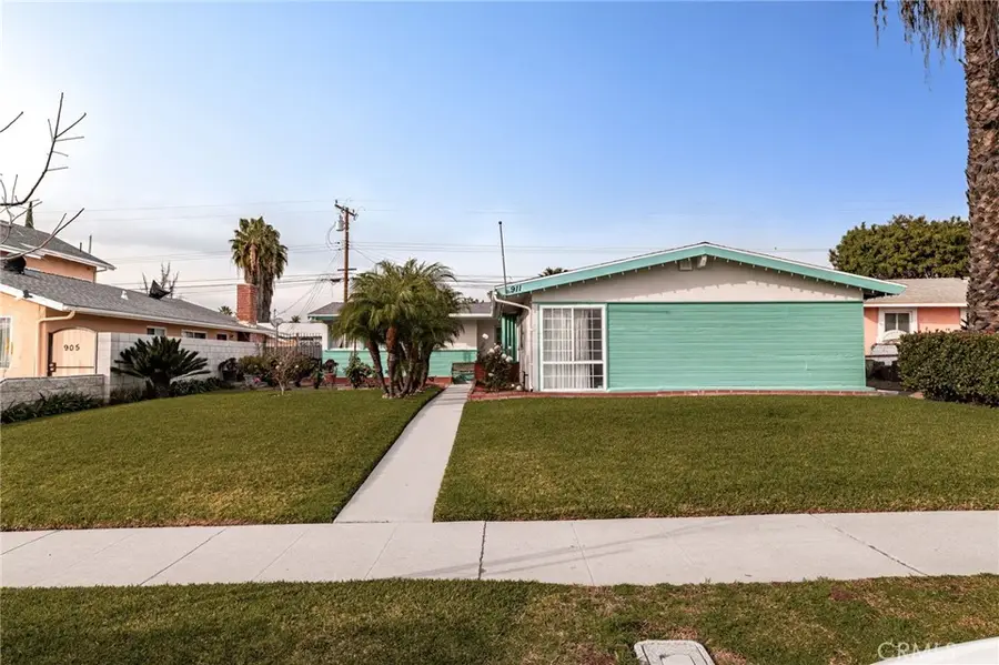 911 E La Verne, Pomona, CA 91767 - #2