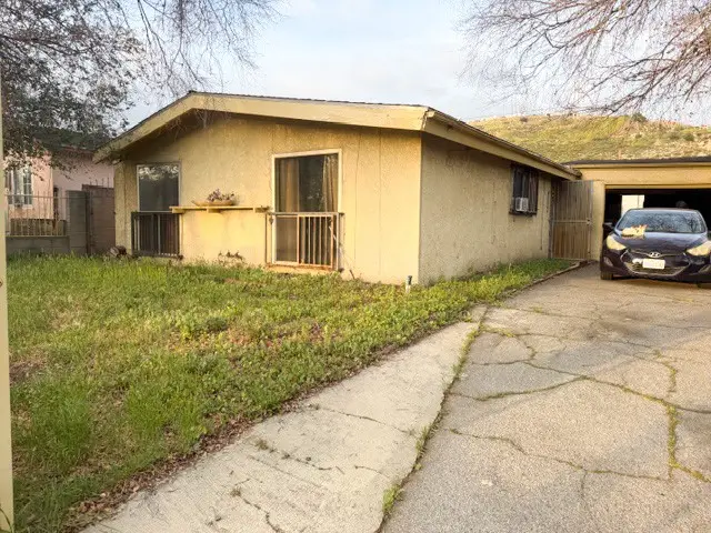 11960 Adelphia, Pacoima, CA 91331 - #1