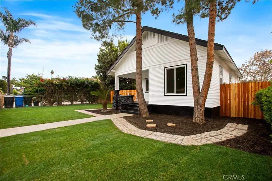 766 W Center, Pomona, CA 91768 - #3