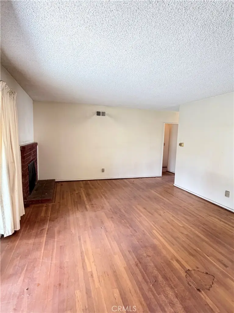 11251 Dronfield, Pacoima, CA 91331 - #3