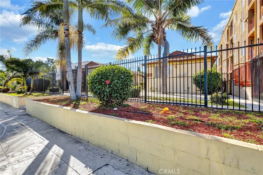 12021 S Figueroa, Los Angeles, CA 90061 - #2